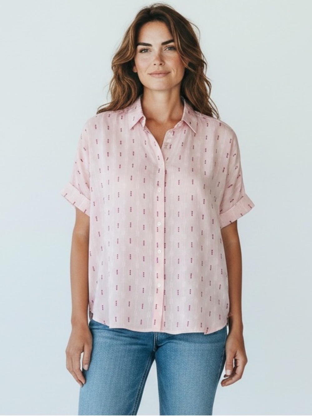 NWT Pink LOFT short-sleeve utility blouse with a subtle pattern. Size L.